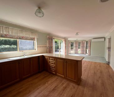 Convenient and Popular Location - Photo 2