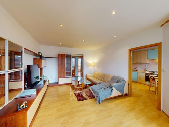 Pronájem bytu 3+1 81 m² - Photo 1