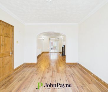 3 bedroom end of terrace house to rent - Photo 1