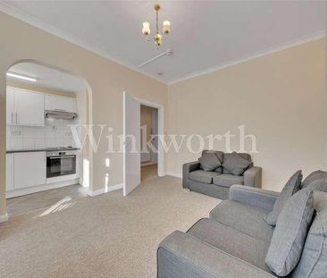 Sunningfields Road, London, NW4 - Photo 6