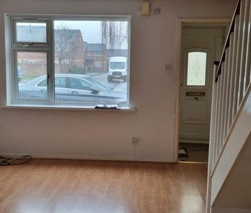 2 bedroom semi-detached house to rent - Photo 6