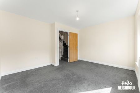 King Edward Avenue - Photo 3
