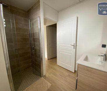 Location Appartement 2 pièces 23m² ST DENIS 97400 - Photo 5