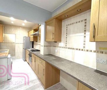 Hanworth Road, Hounslow, TW4 - Photo 5