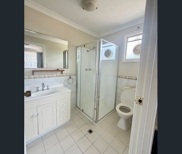 Self-Contained 1-Bedroom Granny Flat - Photo 5