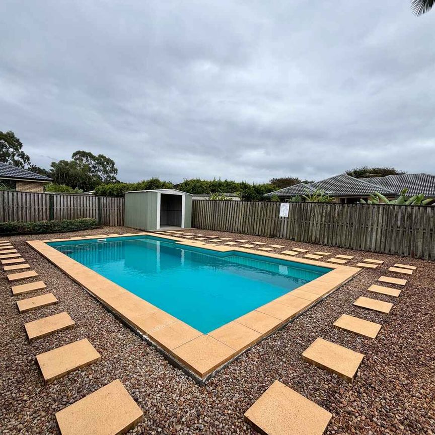 NARANGBA - SOLAR POWER & IN GROUND POOL - Photo 1