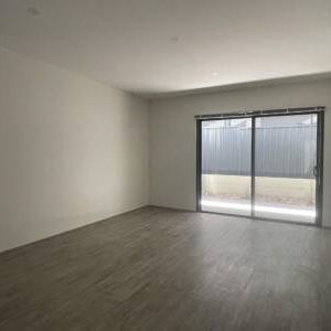 One Bedroom Dual Key Unit - Photo 1
