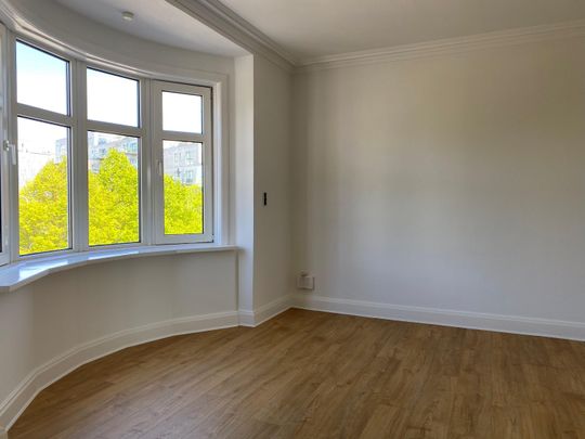 <b>Stilfuld og rummelig 3-værelses på 86 m² – midt på attraktive Østerbro</b> - Photo 1