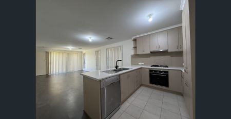 Modern 3-Bedroom Home – Comfortable Living in a Great Location! - Photo 3