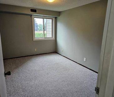 Available 2 Beds /1 Bath - Apartment In Kamloops, BC - Photo 1