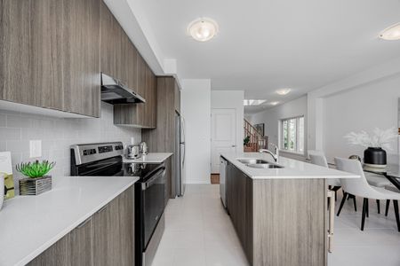 For Lease - 113 Pidgeon Street, Toronto, Ontario - Photo 3