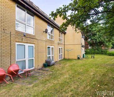 1 bedroom Maisonette - The Paddocks, Welwyn Garden City - Photo 1
