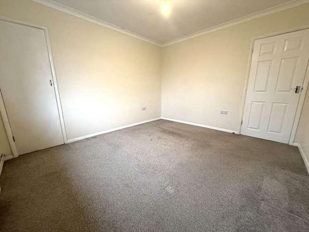 Raymond Avenue, Canterbury, CT1 - Photo 2