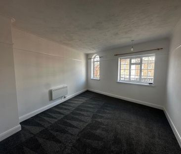 3 bedroom maisonette to rent - Photo 3