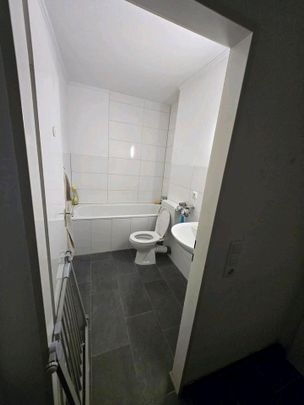 1 Zimmer rheinparkcenter - Photo 1