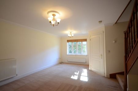 Chineham Close, Elvetham Heath, Fleet, GU51 - Photo 5