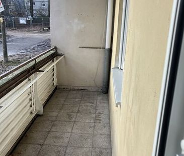 Gut Geschnittene 3 Zimmerwohnung mit Zeitmietvertrag bis zum 30.06.... - Photo 1
