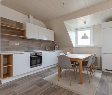 Ca. 51 m² große 2-Zimmer-Dachgeschosswohnung mit Tageslichtbad in H... - Foto 6