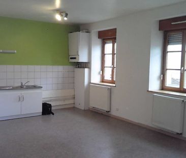 Location - Appartement T4 - 81 m² - Gilley - Photo 4