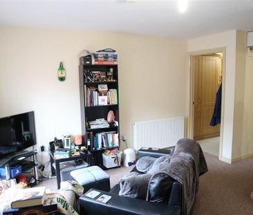 482 Woodstock, BELFAST, Belfast, BT6 9DR - Photo 3