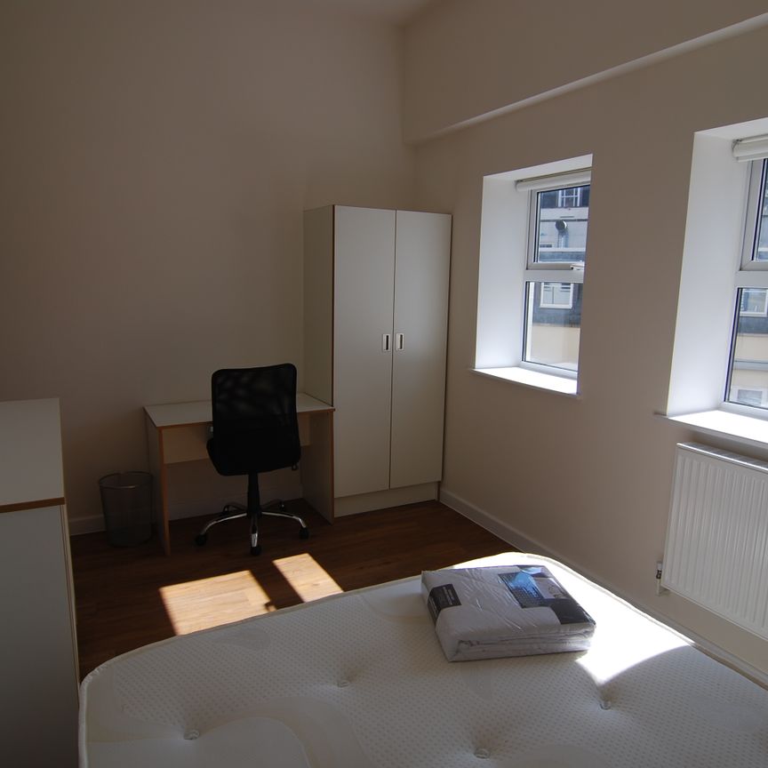 Student Properties to Let - Photo 1