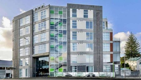 Hypatia Building - Photo 4