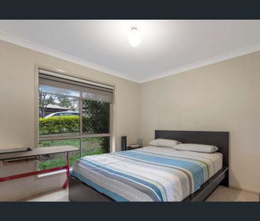 Charming 3-Bedroom Home in Quiet Calamvale Location - Photo 3