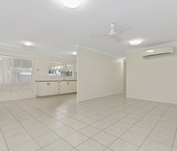 16 Kelvin Street, Wulguru - Photo 1