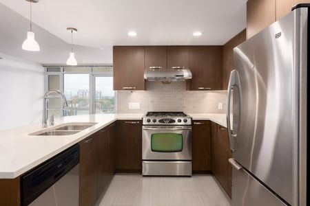 6888 Cooney Rd (12th Floor), Richmond - Photo 5