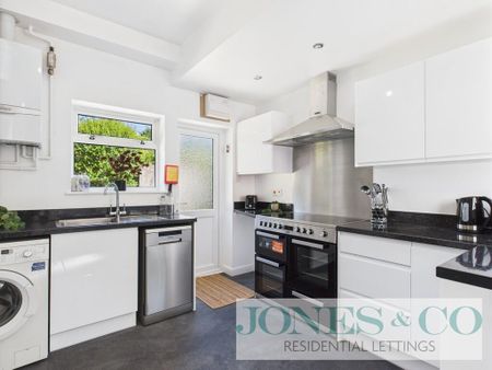 1 bedroom in a house share to rent - Photo 5