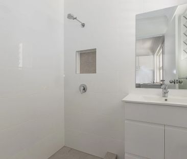 Fresh, Low-Maintenance Living in a Convenient Rosslea Location! - Photo 5