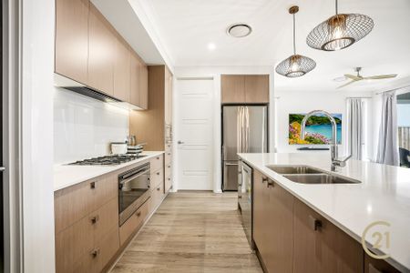 Apply Now - Century 21 | the Paramount Group - Photo 5