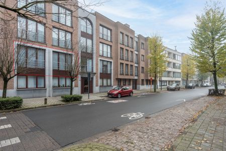 Goed onderhouden appartement op de 1e verdieping met 2 slkps - Foto 4