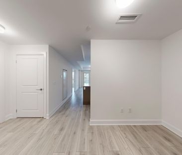 For Lease - 3240 William Coltson Avenue Unit# 428, Oakville, Ontario - Photo 3