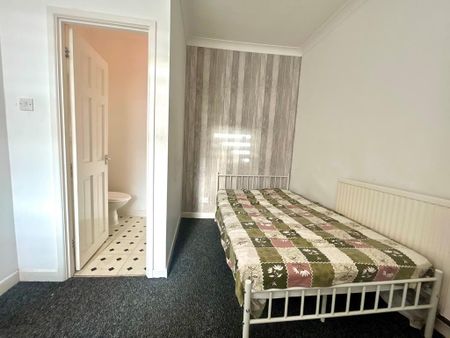 4 bedroom house to rent - Photo 3