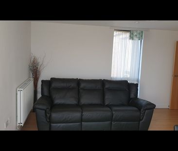 2 Bed Flat, Tilehurst Road, RG1 - Photo 1