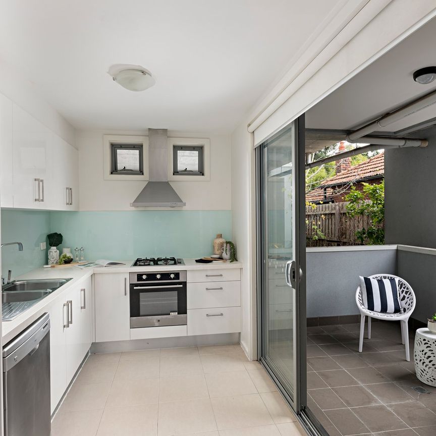 2/170 Princess Street, Kew VIC 3101 - Photo 1
