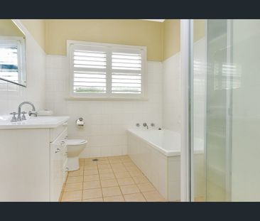 Immaculate Family Living... Single Level Home - Photo 4