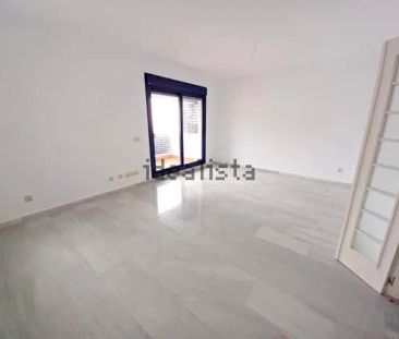 Alquiler de ático en Puerto de Estepona - Photo 4