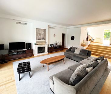 Moradia T4 de luxo no Aldeamento Penha Longa - Photo 1