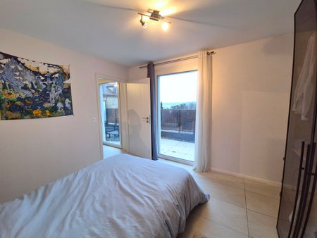 Bel appartement de 3 pièces avec grande terrasse et vue sur le lac et les Alpes - Photo 4