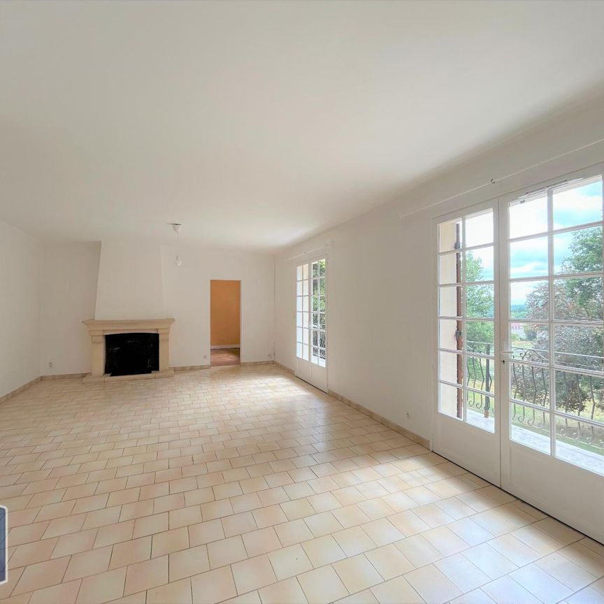 Location Maison 4 pièces 94m² FRONSAC 33126 - Photo 1