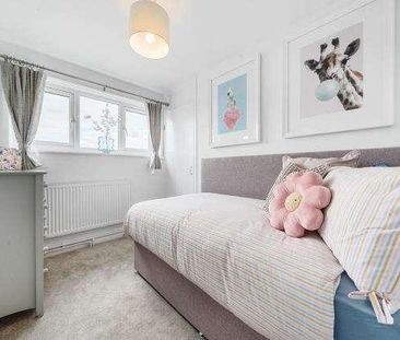 Stanmore Crescent, Carterton, OX18 - Photo 5