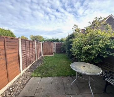 2 bedroom terraced house to rent - Photo 4