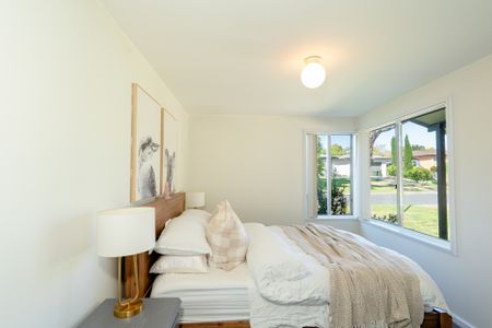 "Well-maintained Home" - Photo 5