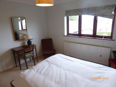 3 bedroom detached house to rent - Photo 5