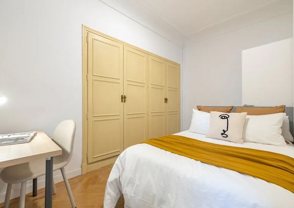 Calle de la Princesa, Madrid, Community of Madrid 28008