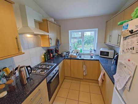 4 bedroom house to rent - Photo 2