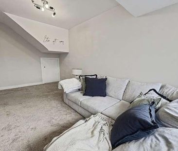 The Chimes, Benfleet, SS7 - Photo 4