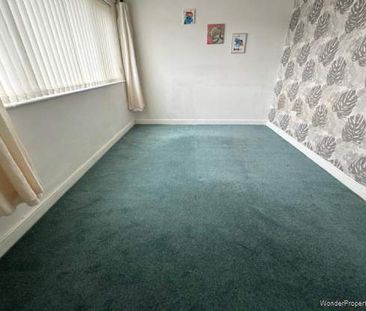 2 bedroom property to rent in Oldham - Photo 4